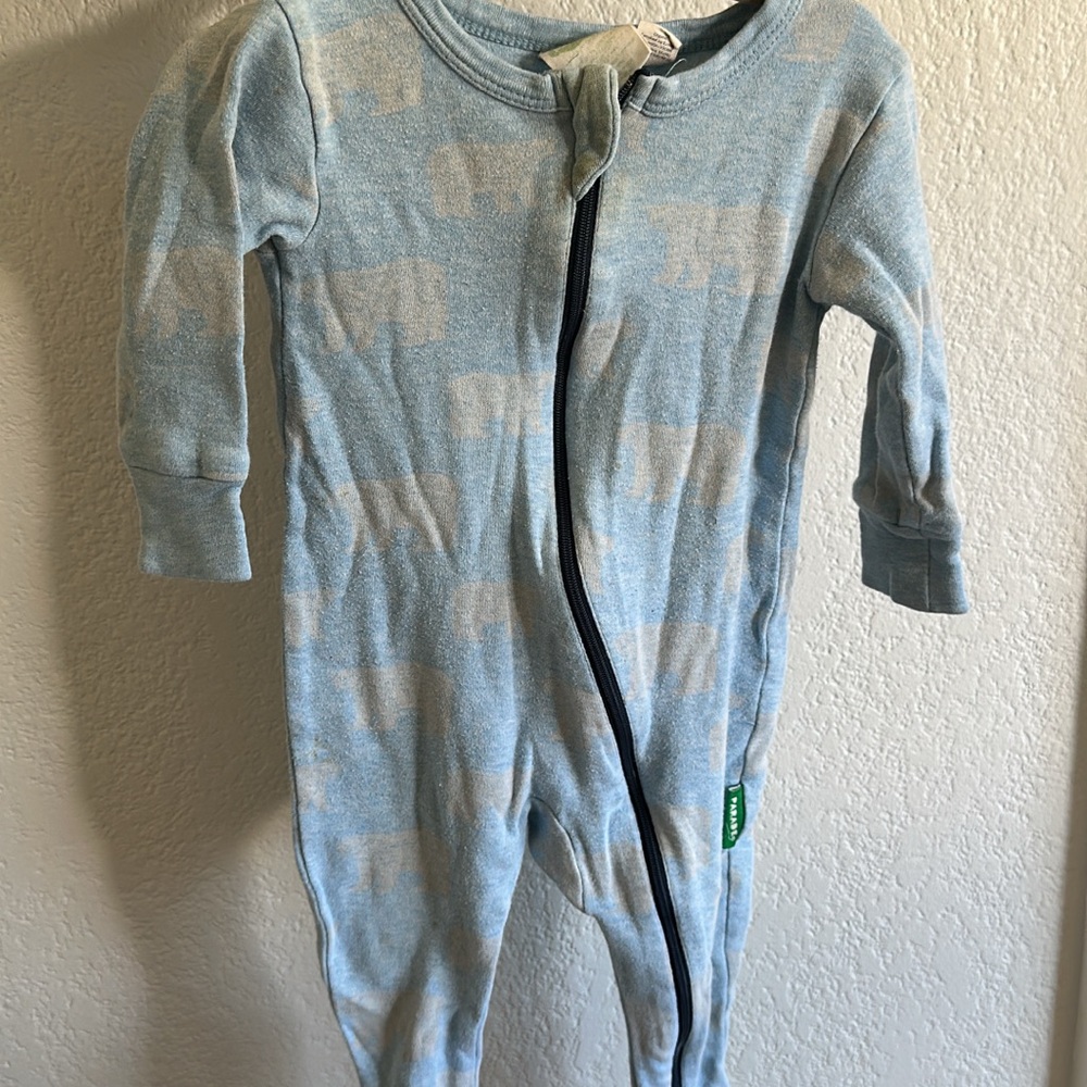 Parade onesie 12-18m